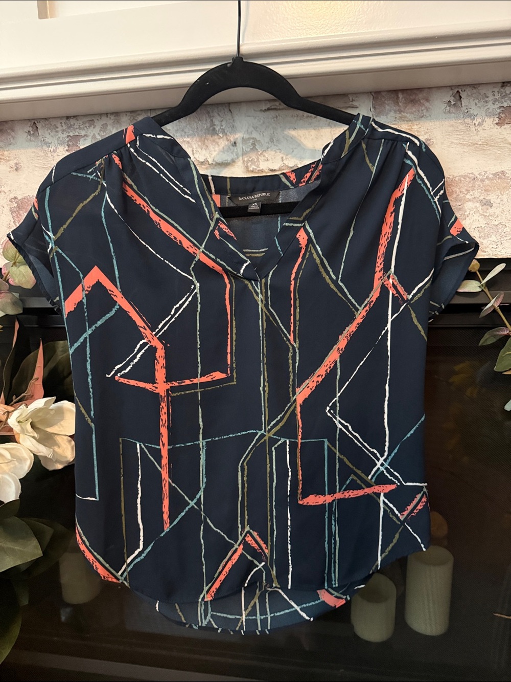 Banana Republic Navy Geometric Print Cap-Sleeve Blouse